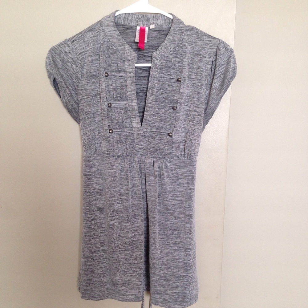 Gray shirt